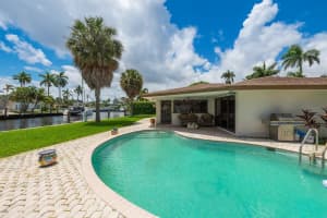 2200 SE 8th St, Pompano Beach, FL 33062 Sold 11/30/23