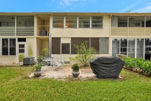 19 Richmond D 19, Deerfield Beach, FL 33442 Sold 10/12/23