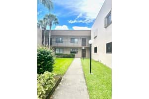 9920 NW 68th Pl 113, Tamarac, FL 33321 Sold 01/12/24