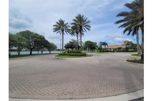 5021 Wiles Rd 205, Coconut Creek, FL 33073 Sold 10/27/23