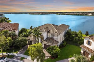 8750 Lakeview Dr, Parkland, FL 33076 Sold 10/02/23