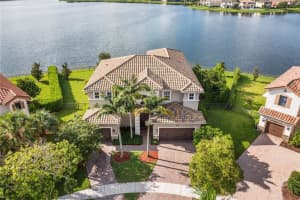 8750 Lakeview Dr, Parkland, FL 33076 Sold 10/02/23