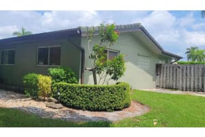 2241 NE 40th Ct, Lighthouse Point, FL 33064 Sold 02/29/24