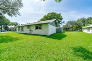 3723 E Valley Green Dr #73, Davie, FL 33328 Sold 10/11/23