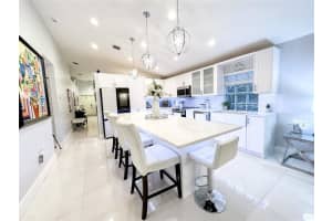 20564 SW 5th St, Pembroke Pines, FL 33029 Sold 10/16/23