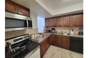 1351 NE Miami Gardens Dr 1402, Miami, FL 33179 Sold 02/14/24