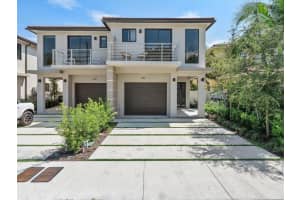 422 SW 9th St, Fort Lauderdale, FL 33315 Sold 11/27/23