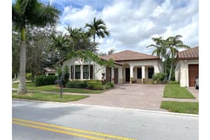 3982 NW 85th Ave, Cooper City, FL 33024 Sold 02/27/24