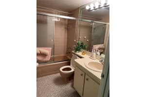 7450 NW 18th St 203, Margate, FL 33063 Sold 03/08/24
