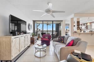 106 Lake Emerald Dr 414, Oakland Park, FL 33309 Sold 09/28/23