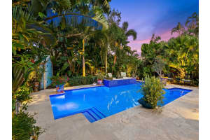 812 SW 9th Ter, Fort Lauderdale, FL 33315 Sold 10/18/23