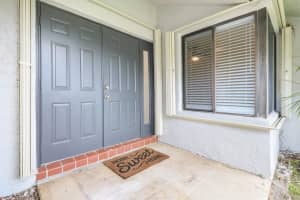 10244 SW 49th Mnr, Cooper City, FL 33328 Sold 01/18/24