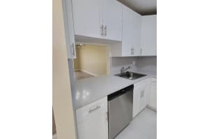 2861 NW 47th Ter 206b, Lauderdale Lakes, FL 33313 Sold 02/10/25