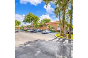 119 NE 19th Ct 116G, Wilton Manors, FL 33305 Sold 10/26/23