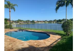 16387 Erie Pl, Davie, FL 33331 Sold 12/19/23