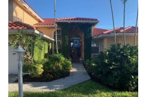 16387 Erie Pl, Davie, FL 33331 Sold 12/19/23