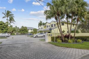 603 SW 7th Ave 11, Fort Lauderdale, FL 33315 Sold 11/15/23