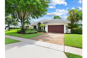 10726 Boca Woods Ln, Boca Raton, FL 33428 Sold 11/30/23