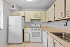2820 Somerset Dr 305O, Lauderdale Lakes, FL 33311 Sold 09/29/23