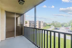 2820 Somerset Dr 305O, Lauderdale Lakes, FL 33311 Sold 09/29/23