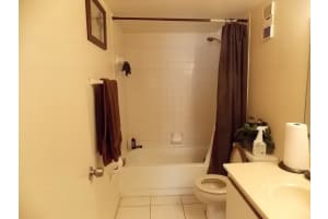 4311 NW 19th St 7, Lauderhill, FL 33313 Sold 10/17/23