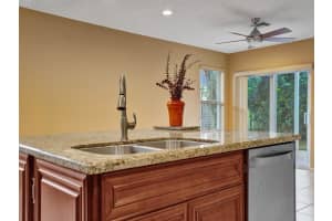 11072 Topeka Pl, Cooper City, FL 33026 Sold 11/15/23