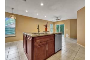 11072 Topeka Pl, Cooper City, FL 33026 Sold 11/15/23