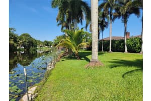 10670 SW 26th Ct, Davie, FL 33328 Sold 03/13/24