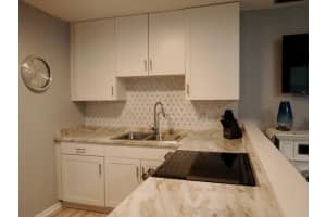 2600 SE Ocean Blvd Y3, Stuart, FL 34996 Sold 11/13/23