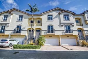 1841 Coral Heights Blvd 1841, Oakland Park, FL 33308 Sold 11/09/23