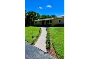 14450 SW 24th St, Davie, FL 33325 Sold 01/08/24
