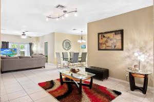 721 SW 4th St, Dania Beach, FL 33004 Sold 11/22/23