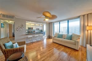 322 BUCHANAN ST 602, Hollywood, FL 33019 Sold 11/06/23