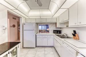 750 N Ocean Blvd 704, Pompano Beach, FL 33062 Sold 11/06/23