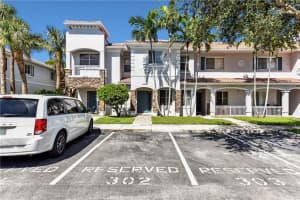 2600 SW 83rd Ave, Miramar, FL 33025 Sold 10/27/23