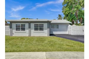 8121 NW 72nd Ave, Tamarac, FL 33321 Sold 10/10/23