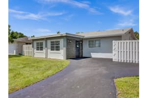 8121 NW 72nd Ave, Tamarac, FL 33321 Sold 10/10/23