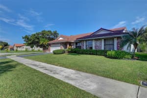 7711 NW 18th Ct, Margate, FL 33063 Sold 10/17/23