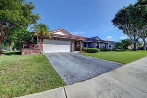 7711 NW 18th Ct, Margate, FL 33063 Sold 10/17/23