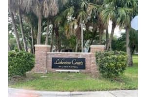 8871 W Sunrise Blvd 42-B, Plantation, FL 33322 Sold 02/16/24