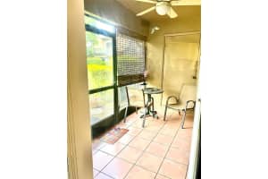 8871 W Sunrise Blvd 42-B, Plantation, FL 33322 Sold 02/16/24