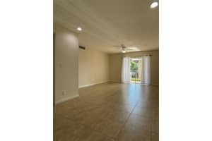 555 SE 8th st 251, Deerfield Beach, FL 33441 Sold 10/02/23