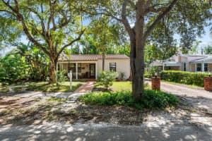 900 SW 9TH TER, Fort Lauderdale, FL 33315 Sold 10/19/23