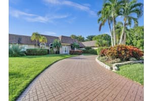 5305 Woodlands Blvd, Tamarac, FL 33319 Sold 10/19/23