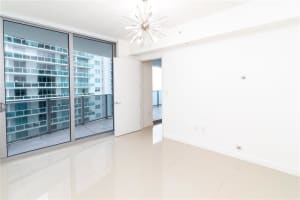 488 NE 18th St 2909, Miami, FL 33132 Sold 10/19/23