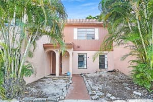 57 Madrid Ln 2-15, Davie, FL 33324 Sold 04/26/24
