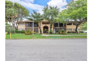 18905 NW 62nd Ave 102, Hialeah, FL 33015 Sold 10/06/23