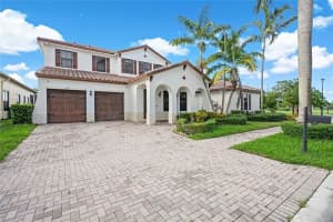 8507 NW 41st St, Cooper City, FL 33024 Sold 03/18/24