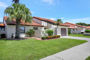 19 Columbia Ct, Deerfield Beach, FL 33442 Sold 11/10/23