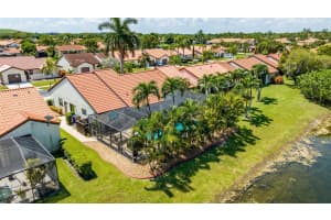 19 Columbia Ct, Deerfield Beach, FL 33442 Sold 11/10/23